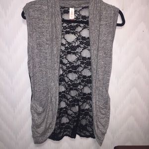 Short sleeve grey lace back cardigan large